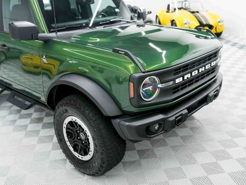 Used 2022 Ford Bronco Black Diamond w/ Sasquatch Package AWD/4WD image 16