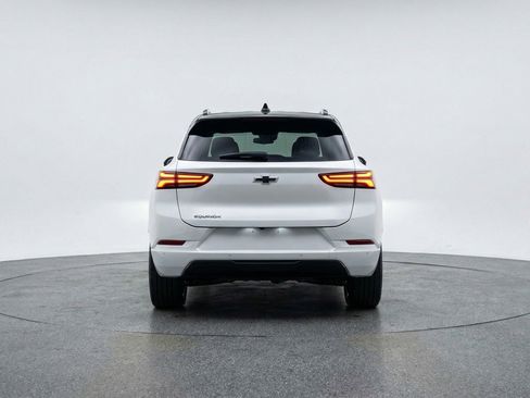 Used 2025 Chevrolet Equinox LT image 7