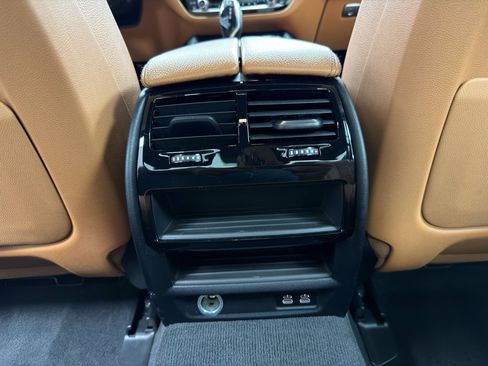 Used 2021 BMW 540i xDrive 540i xDrive Sedan w/ Premium Package image 33