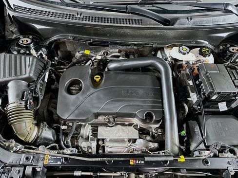 Used 2024 Chevrolet Equinox LS w/ Midnight Edition image 30