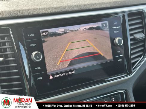 Certified 2023 Volkswagen Atlas Cross Sport SE w/ Panoramic Sunroof Package AWD/4WD image 27