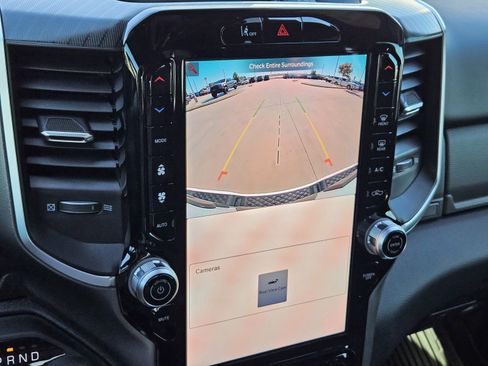 New 2026 RAM 1500 4x4 Crew Cab image 21