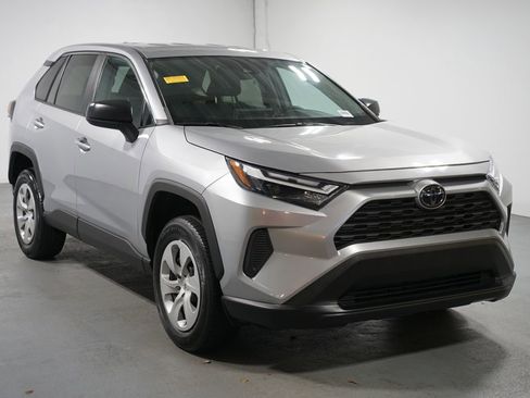 Certified 2023 Toyota RAV4 LE image 3