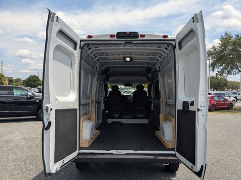Used 2023 RAM ProMaster 2500 w/ Interior LED Lighting Group FWD image 12