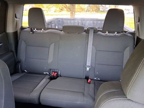 Used 2022 GMC Sierra 1500 SLE image 12