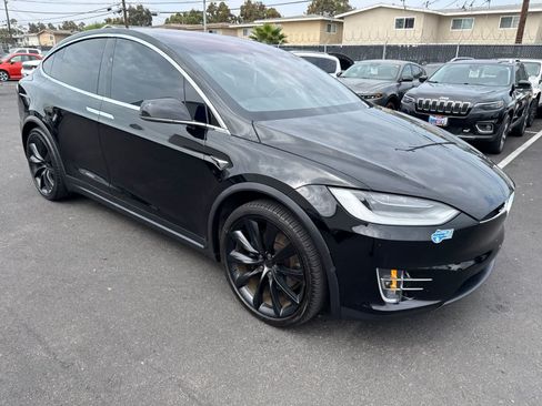 Used 2021 Tesla Model X Long Range AWD/4WD image 9
