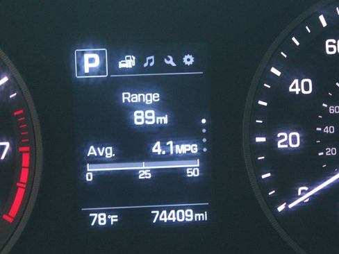 Used 2016 Hyundai Tucson SE w/ Option Group 02 FWD image 8