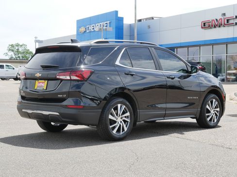 Used 2022 Chevrolet Equinox LT AWD/4WD image 7