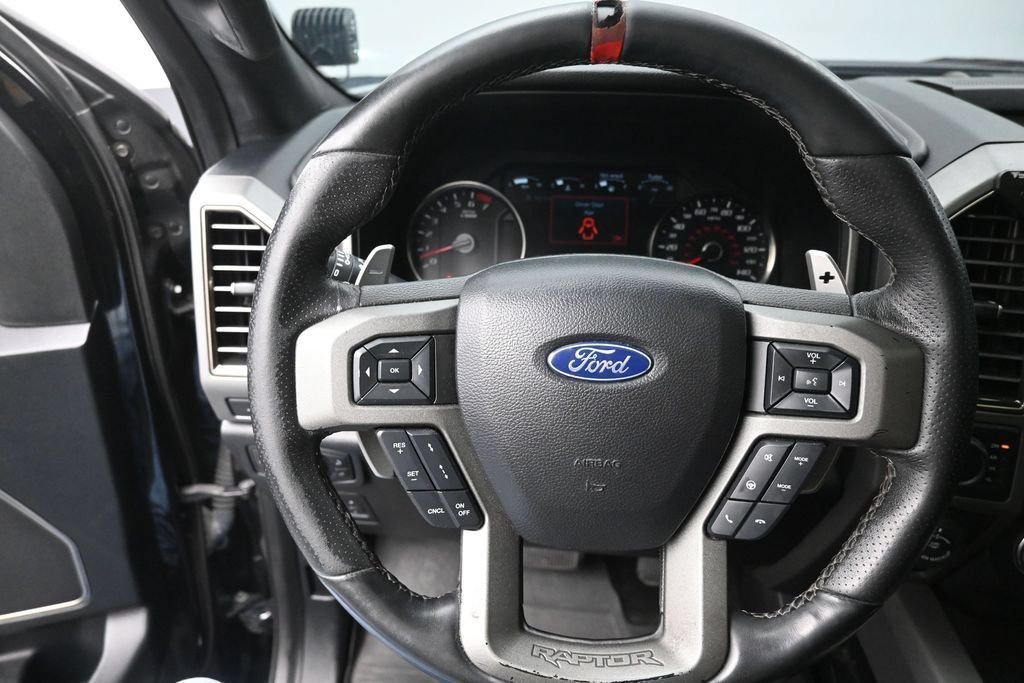 Used 2019 Ford F150 Raptor w/ Equipment Group 802A Luxury AWD/4WD image 6