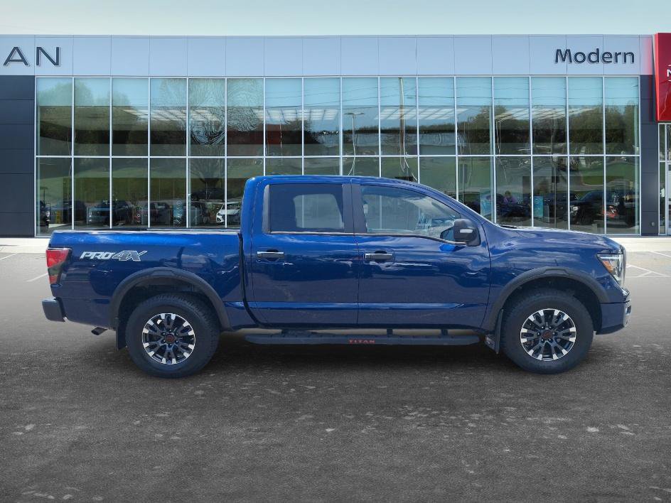 Used 2023 Nissan Titan PRO-4X w/ Pro-4x Convenience Package AWD/4WD image 4