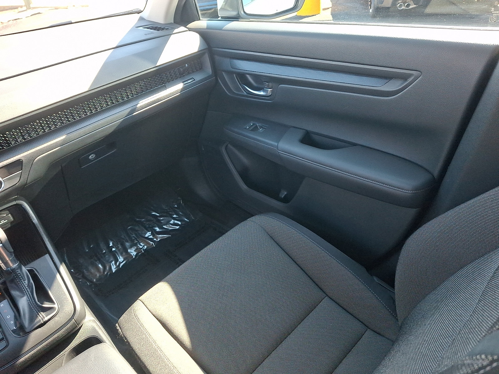 Used 2024 Honda CR-V LX image 12
