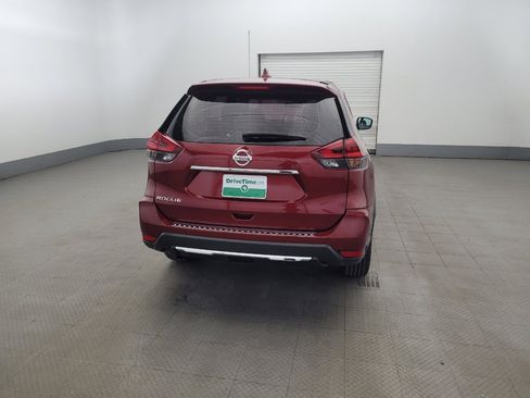 Used 2019 Nissan Rogue S FWD image 7