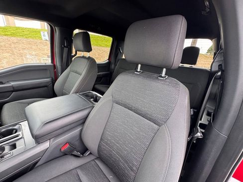 Used 2024 Ford F150 XLT w/ XLT Black Appearance Package RWD image 18