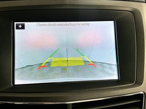 Used 2019 Lincoln MKT AWD image 21