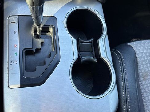 Used 2013 Toyota Camry SE image 31