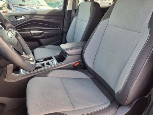 Used 2019 Ford Escape SE AWD/4WD image 3