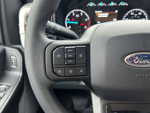 New 2026 Ford F550 4x4 Supercab Super Duty image 31