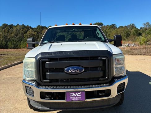 Used 2016 Ford F350 XL w/ Power Equipment Group image 2