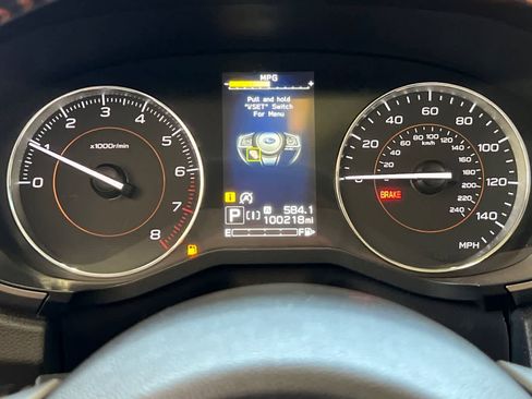 Used 2020 Subaru Crosstrek 2.0i Limited w/ Moonroof Package w/Navigation AWD/4WD image 33