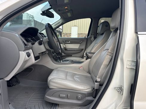 Used 2015 GMC Acadia SLT FWD image 12