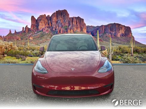 Used 2025 Tesla Model Y Long Range RWD image 10