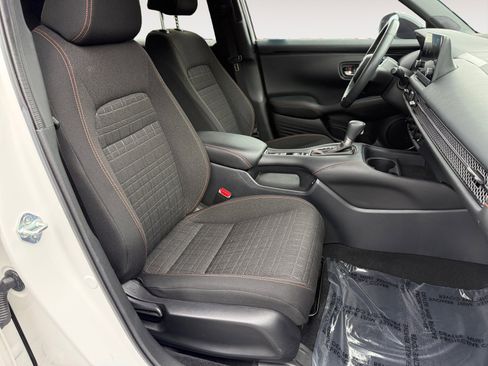 Used 2024 Honda HR-V Sport image 19