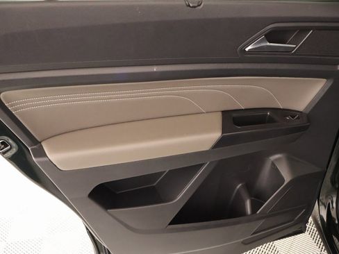 Used 2021 Volkswagen Atlas SEL R-Line image 19