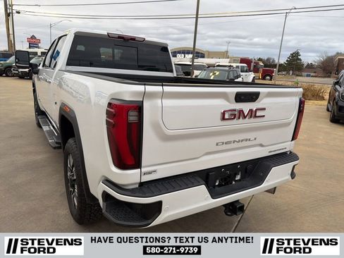 Used 2024 GMC Sierra 2500 Denali w/ Denali Reserve Package image 8