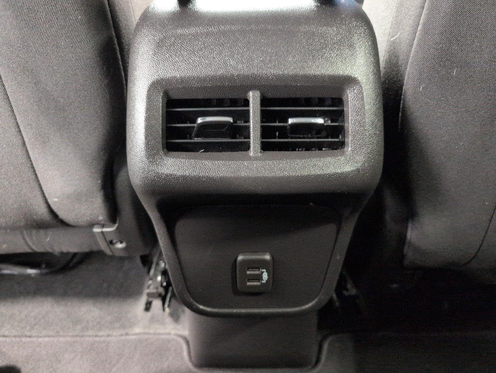 Used 2024 Chevrolet Equinox LT AWD/4WD image 22