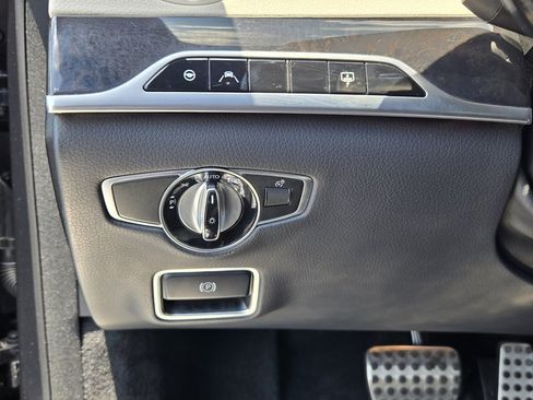 Used 2019 Mercedes-Benz S 560 S 560 w/ AMG Line Exterior image 35