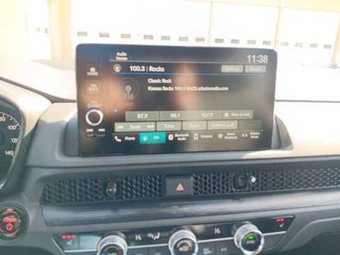 Used 2025 Honda CR-V Sport-L image 33