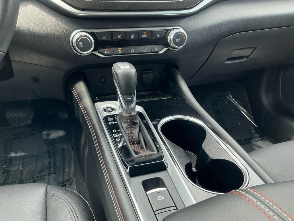 Used 2023 Nissan Altima 2.5 SR w/ SR Premium Package AWD/4WD image 12