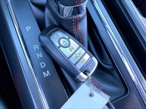 Used 2019 Ford F150 Lariat w/ Equipment Group 502A Luxury image 14