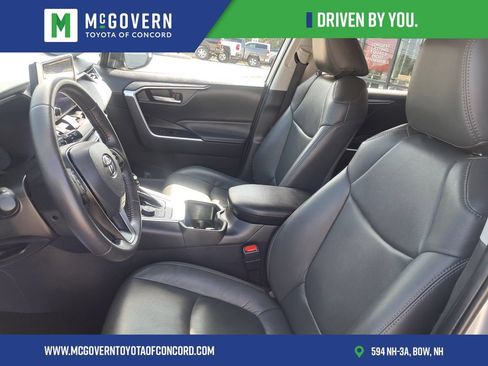 Used 2024 Toyota RAV4 XLE w/ Convenience Package AWD/4WD image 14