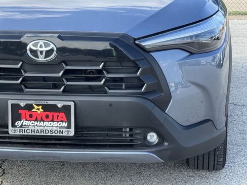 Used 2026 Toyota Corolla Cross XLE w/ Convenience Package FWD image 8