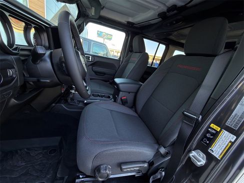 New 2025 Jeep Wrangler Unlimited Rubicon image 19