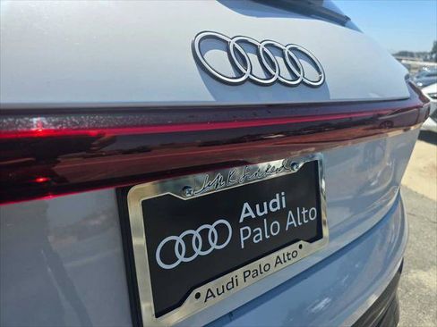Used 2024 Audi Q8 e-tron Premium Plus w/ Premium Plus Package AWD/4WD image 13
