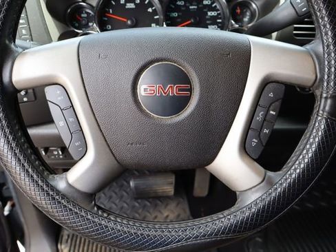 Used 2009 GMC Sierra 2500 SLE w/ Convenience Package AWD/4WD image 10