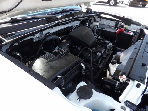 Used 2021 Toyota Tacoma SR RWD image 36