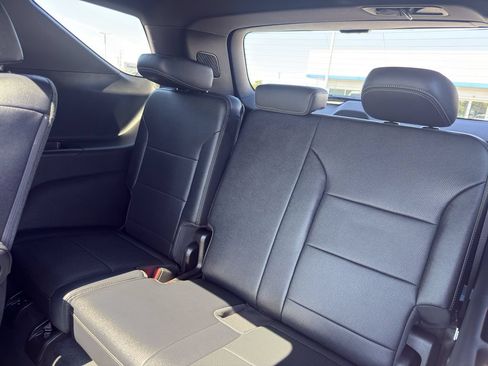Certified 2026 Chevrolet Traverse High Country w/ LPO, Floor Liner Package AWD/4WD image 36