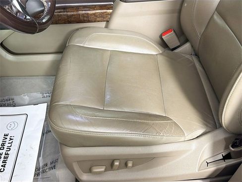 Used 2020 Chevrolet Tahoe LT image 19