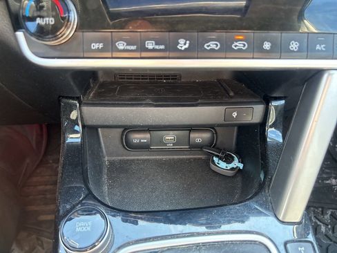 Certified 2022 Kia Seltos EX image 14