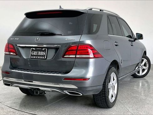 Used 2018 Mercedes-Benz GLE 350 4MATIC image 2