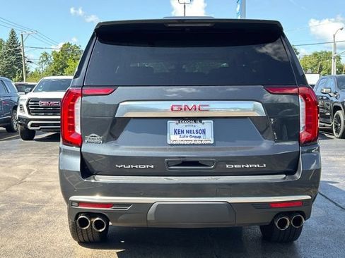 Used 2021 GMC Yukon Denali w/ Denali Premium Package AWD/4WD image 8