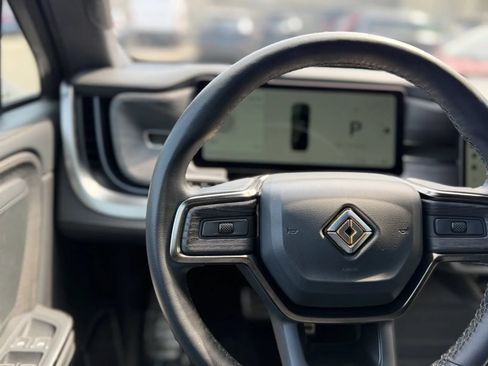 Used 2023 Rivian R1S Adventure AWD/4WD image 22