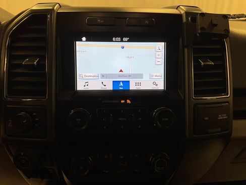 Used 2019 Ford F150 XLT w/ Equipment Group 302A Luxury AWD/4WD image 13