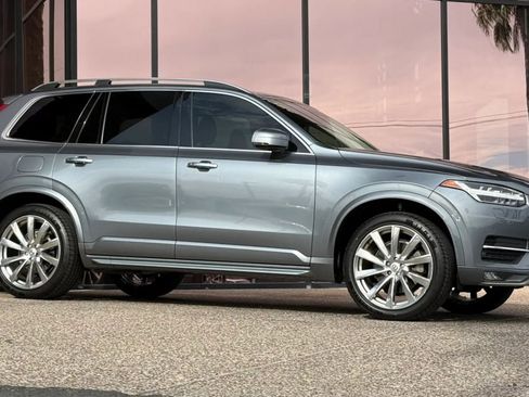 Used 2016 Volvo XC90 T6 Momentum w/ Momentum Plus Package AWD/4WD image 16