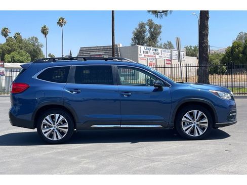 Used 2022 Subaru Ascent Limited w/ Technology Package AWD/4WD image 7