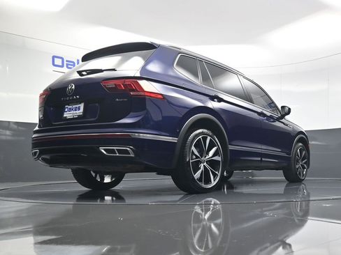Used 2022 Volkswagen Tiguan SEL R-Line image 48
