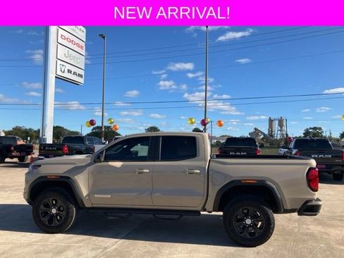 Used 2024 GMC Canyon Elevation w/ Convenience Package image 4